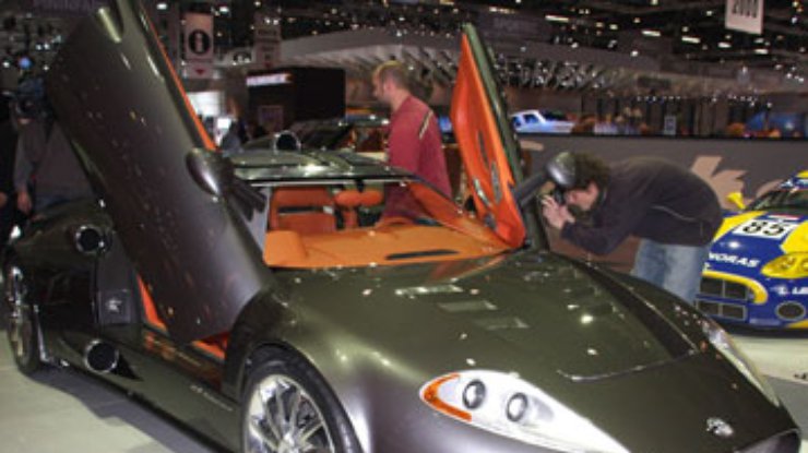 Компания Spyker представила суперкар C8 Aileron
