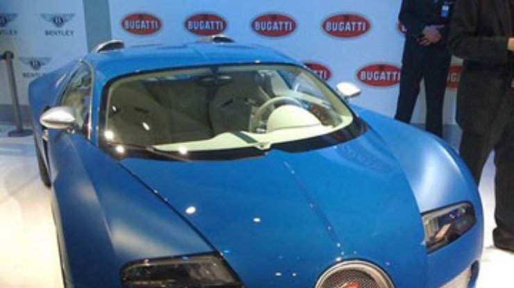 Bugatti представила "юбилейную" версию Veyron