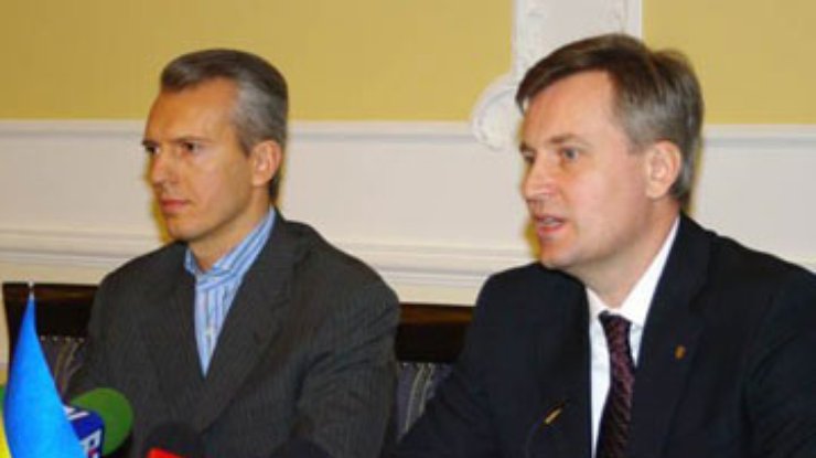 Рада просит Ющенко уволить Наливайченко и Хорошковского