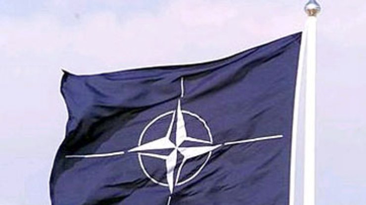 Франция возвращается в НАТО
