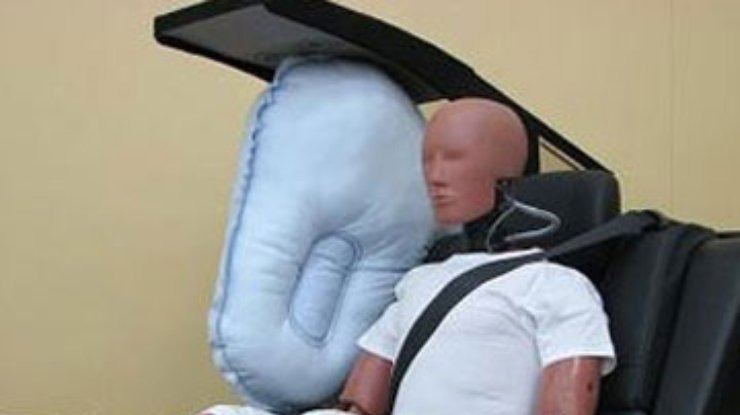 Toyota представила новый тип подушек безопасности