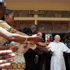 Папа римский оскандалился в Африке с речью о презервативах
