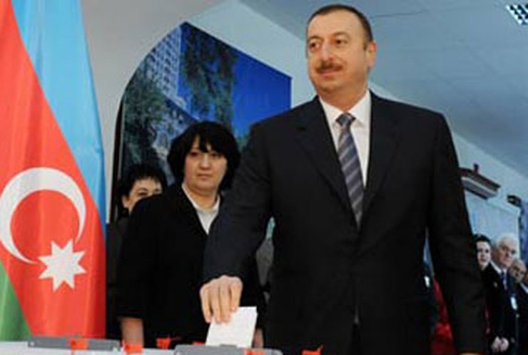 Президент Азербайджана получил право избираться бесконечное количество раз