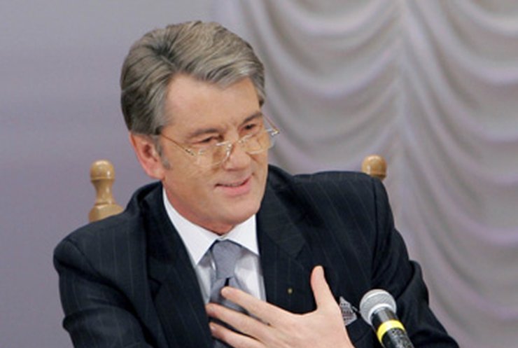 Ющенко подписал закон о снижении налога с автовладельцев