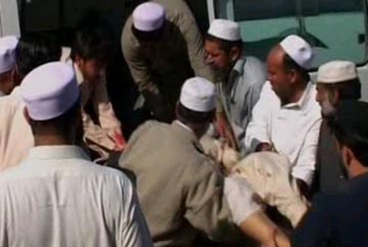 В Пакистане смертник подорвал мечеть