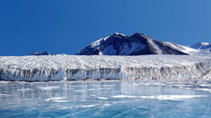 От Антарктиды откололся ледник размером с Ямайку