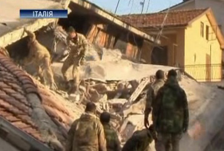 Число погибших в результате землетрясения в Италии превысило 100 человек