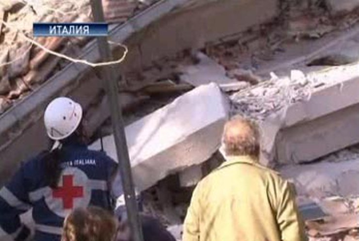 Число погибших при землетрясении в Италии превысило 150 человек