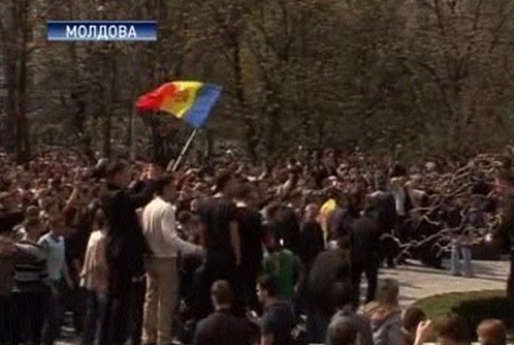 Оппозиция Молдовы добилась пересчета голосов