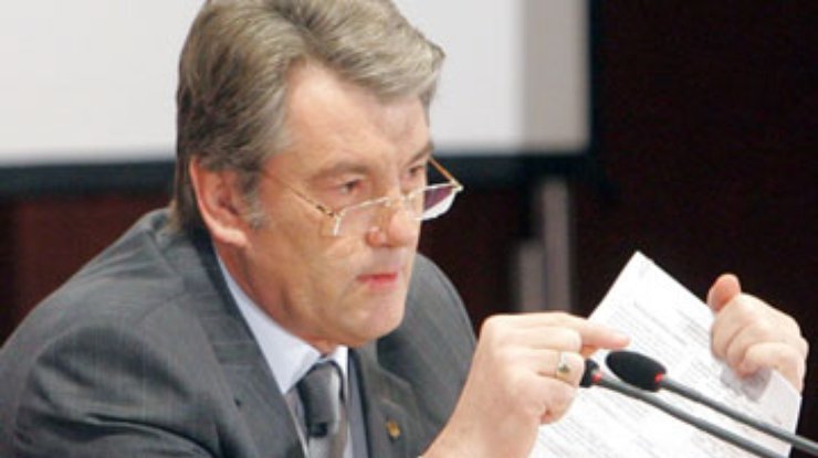 Ющенко: Отток депозитов прекратился впервые за полгода
