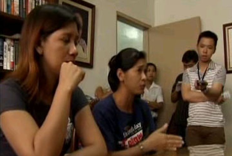 Жены филиппинских моряков просят помощи