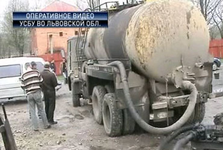 Во Львовской области незаконно добывали и перерабатывали нефть
