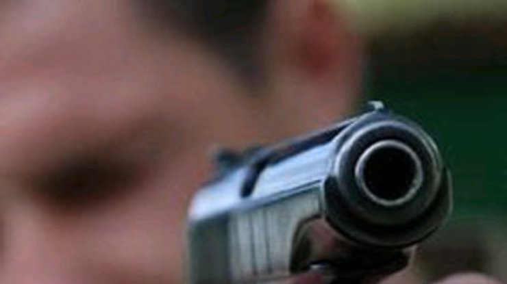 В Киеве среди белого дня стреляли и ограбили бизнесмена