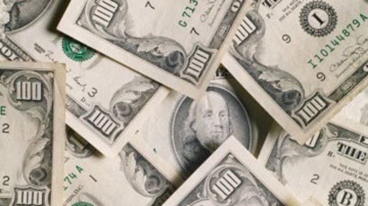 НБУ ограничил курс доллара