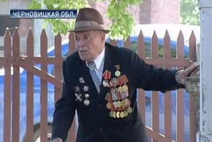 День Победы в украинской глубинке: Со слезами на глазах