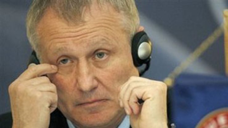 Васюник и Суркис назвали проблемы Украины при подготовке к Евро-2012