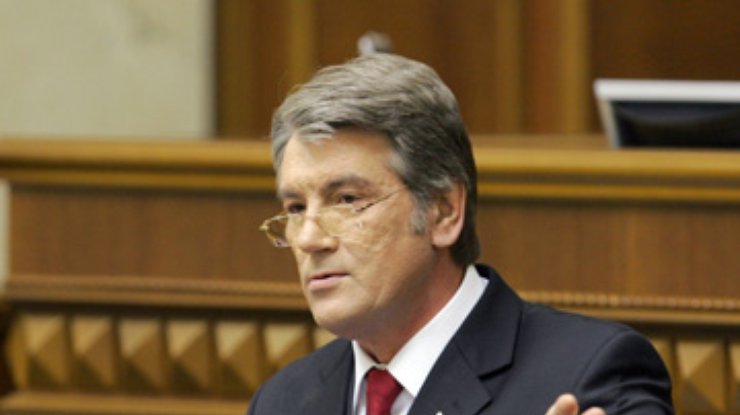 Ющенко остается сторонником одновременных выборов президента и Рады