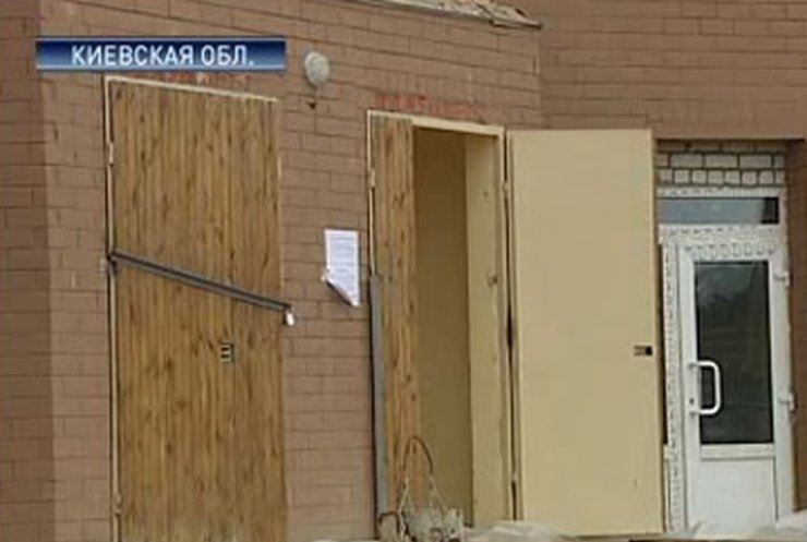 "Киевгорстрой" уже год не вводит в эксплуатацию дом в Буче