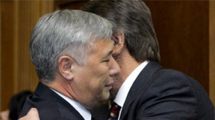 Ющенко вступился за Еханурова: Это - расправа