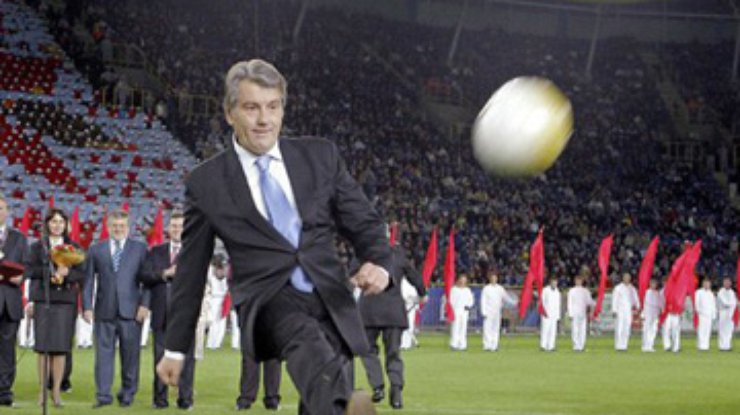 Евро-2012: Ющенко считает справедливым решение УЕФА