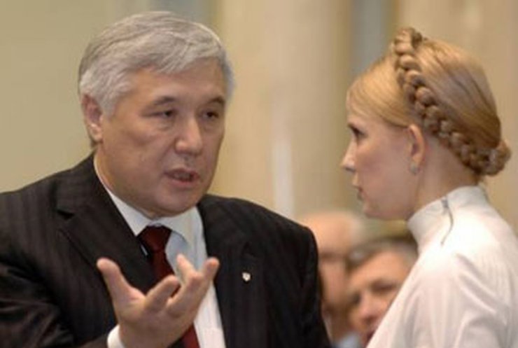 Премьер инициирует отставку Еханурова
