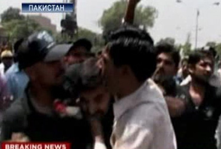 В пакистанском Лахоре смертник устроил теракт