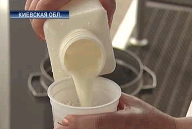 В молоке ведущих торговых марок количество бактерий превышает норму