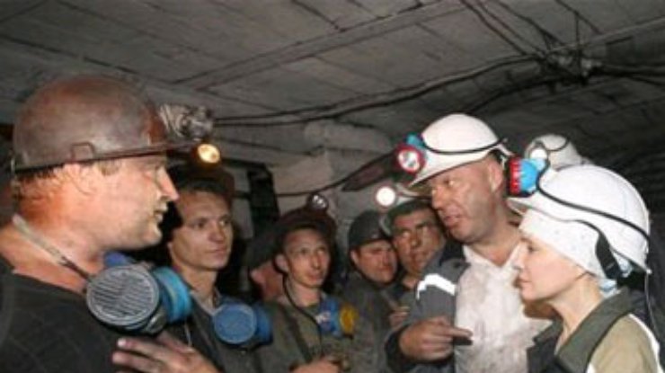 900 шахтеров едут в Киев добиваться встречи с Тимошенко