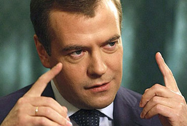 Медведев пригрозил Украине газовыми санкциями