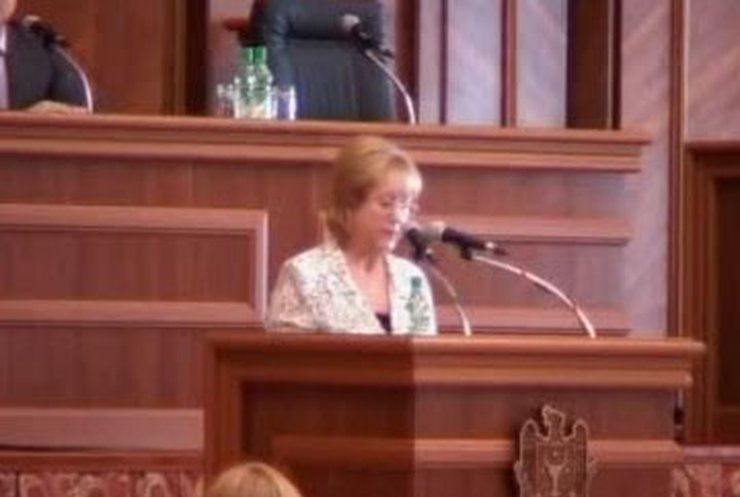 Парламент Молдовы не избрал президента и со второй попытки