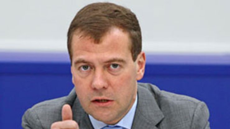 Медведев: Фестиваль в Крыму поспособствует сохранению русского языка в Украине