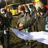 СМИ: На донецкой шахте спасен еще один горняк, неизвестна судьба 9 шахтеров