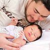 "Первый в мире беременный мужчина" родил во второй раз