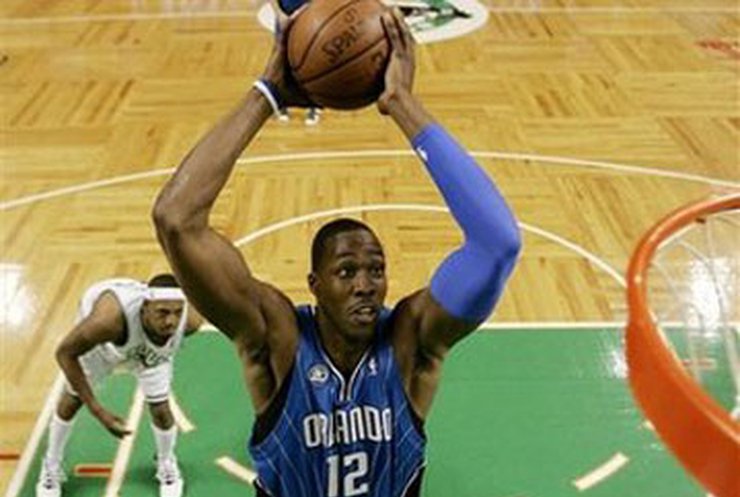 НБА: "Орландо" впервые выиграл в финальной серии
