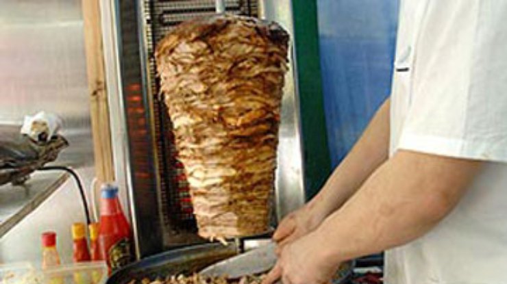 У киевских продавцов шаурмы изъяли тонну гнилого мяса
