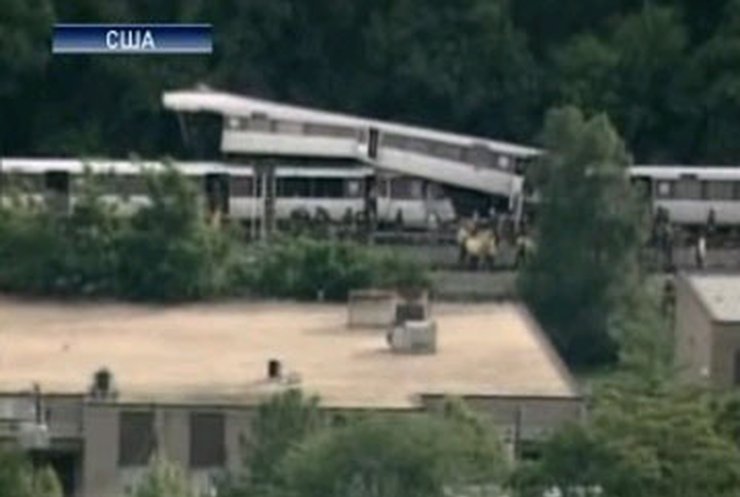 Причина аварии в метро Вашингтона не установлена