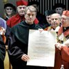 Ющенко стал почетным доктором Люблинского католического университета