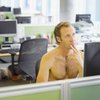 Сотрудники офиса в Британии работали голышом для поднятия командного духа