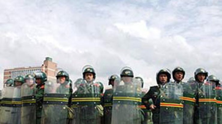 В Китае в межэтническом конфликте погибли 140 человек