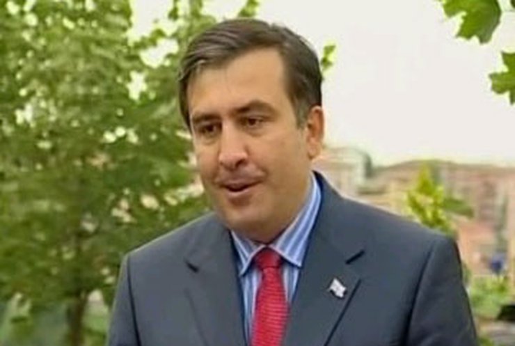 Саакашвили: Визит Медведева в ЮО - постыдный прецедент