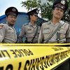 В столице Индонезии прогремели три взрыва, есть жертвы