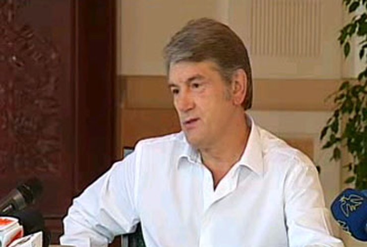 Ющенко: Раду спасут лишь досрочные выборы