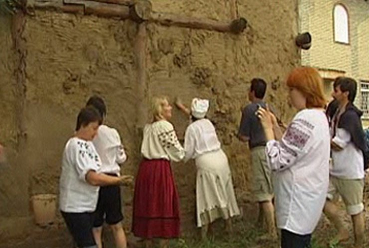 В Киевской области построили жилище древних трипольцев