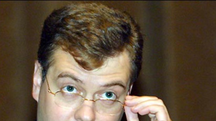 Кремль: Медведев назначил Зурабова послом до своего обращения к Ющенко