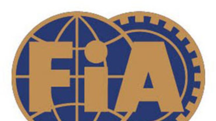 FIA отменила дисквалификацию "Рено"