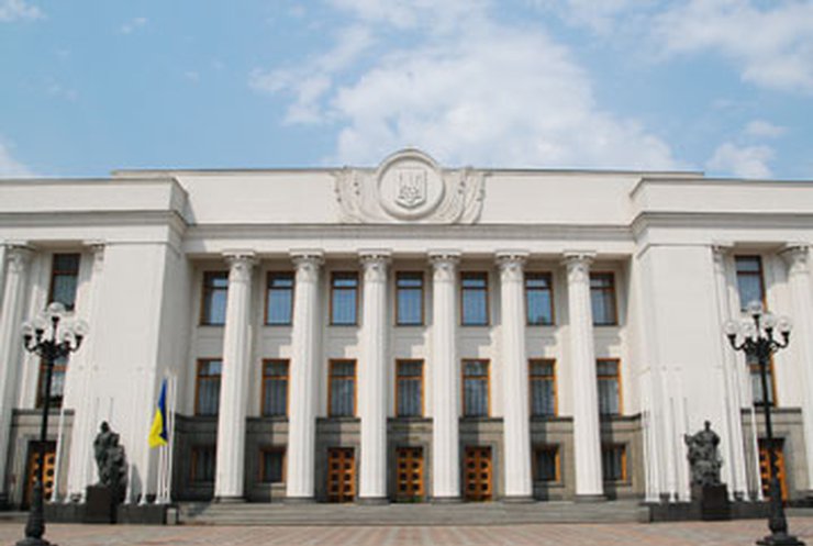 Литвин открыл внеочередное заседание ВР и объявил перерыв до 14:00