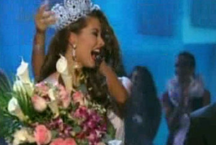 Красавица из Венесуэлы выиграла титул "Мисс Вселенной"