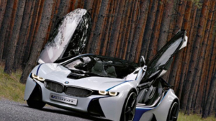 BMW показала фотографии нового суперкара