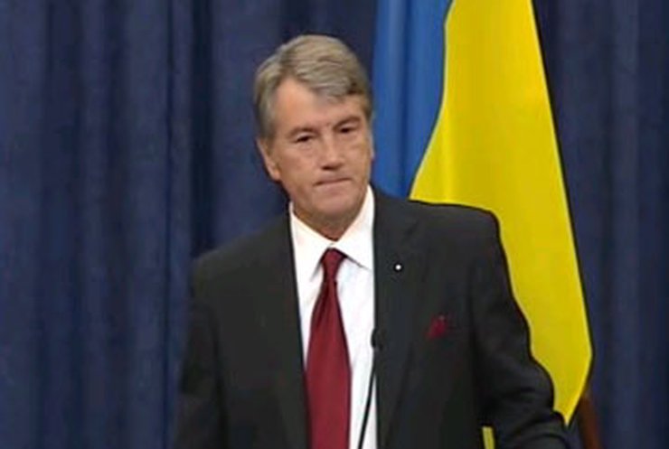 Ющенко с визитом посетил Польшу