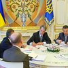 Ющенко требует от Кабмина и НБУ определиться с рекапитализацией проблемных банков